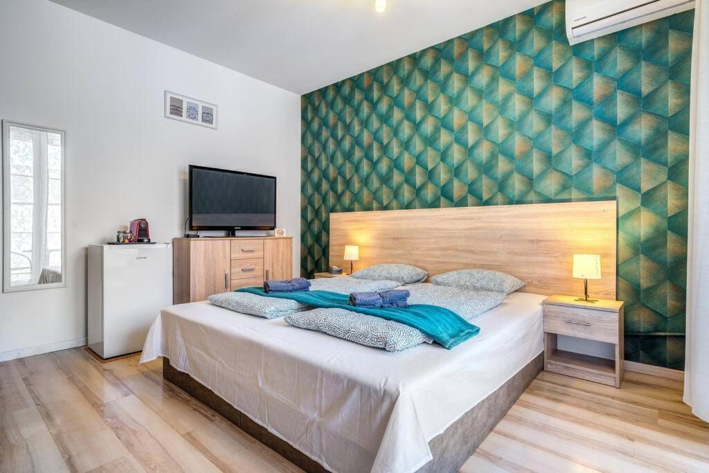 Elagant Nest Two * Budapest